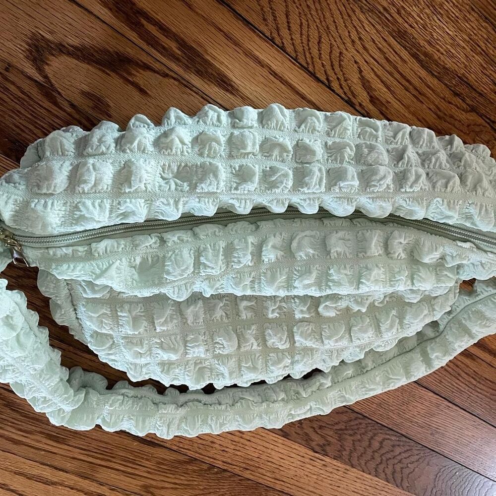 Pastel Green Cloud Bubble Quilt Shoulder Boho Bag Fairy Cottage Y2K 2000s Spring - Picture 5 of 7